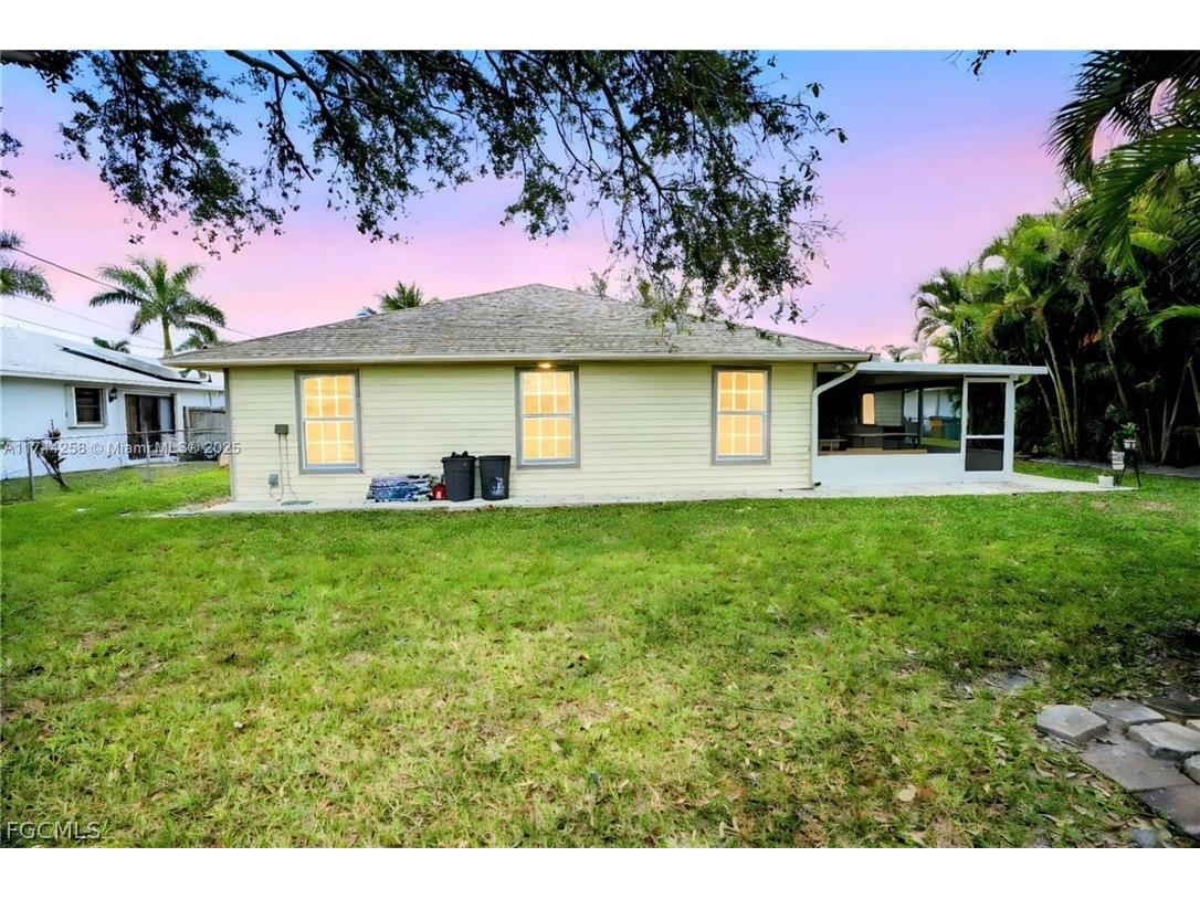 2304 SE 8th Terrace Cape Coral FL 33990 2026013492 image21