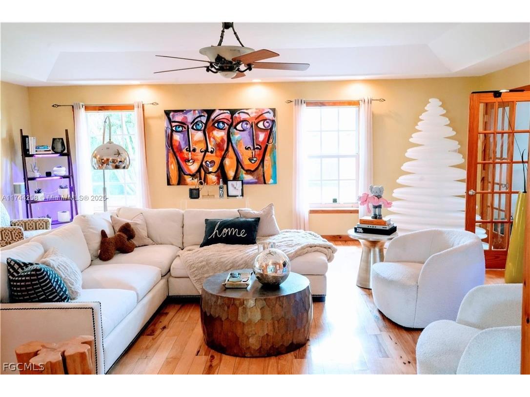 2304 SE 8th Terrace Cape Coral FL 33990 2026013492 image7