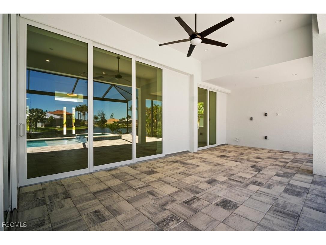 2304 SW 38th Terrace Cape Coral FL 33914 2025020497 image10