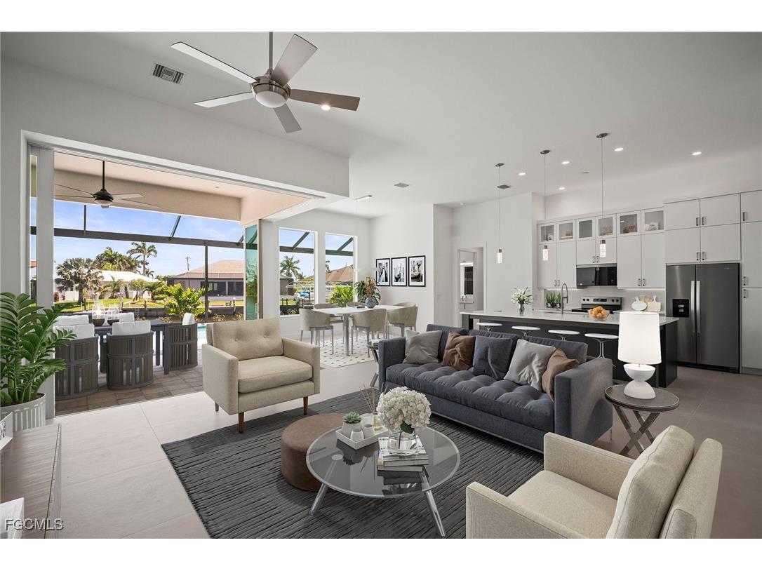 2304 SW 38th Terrace Cape Coral FL 33914 2025020497 image11