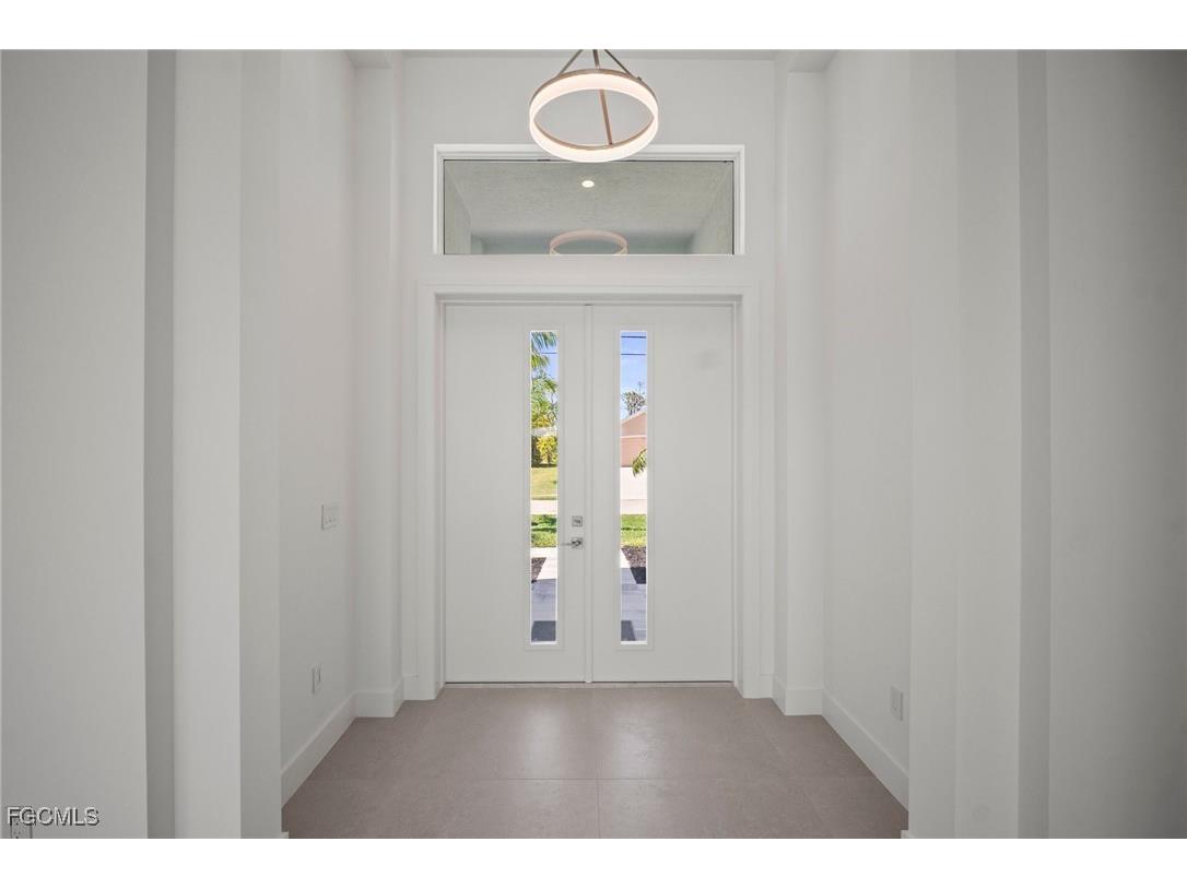 2304 SW 38th Terrace Cape Coral FL 33914 2025020497 image15