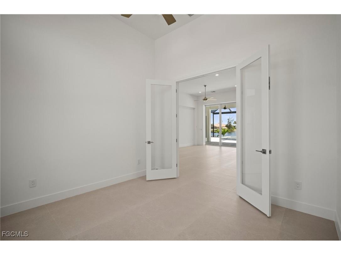 2304 SW 38th Terrace Cape Coral FL 33914 2025020497 image26