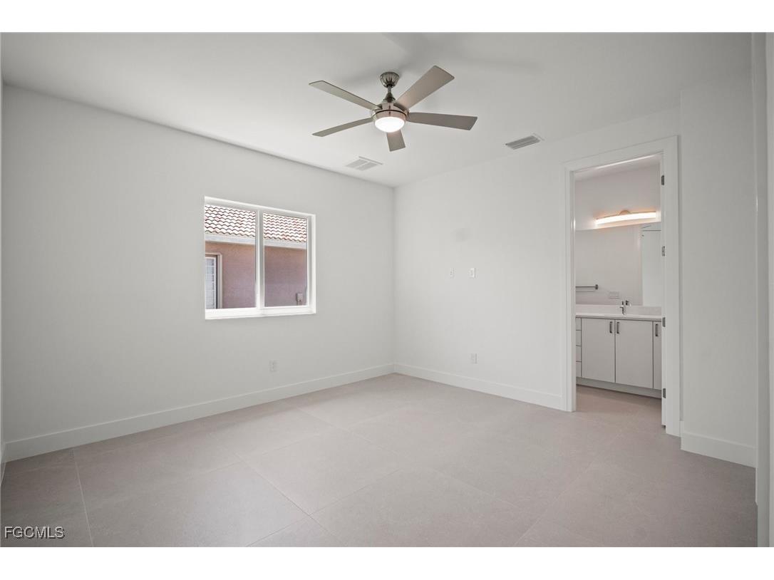 2304 SW 38th Terrace Cape Coral FL 33914 2025020497 image42