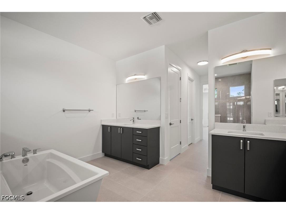 2304 SW 38th Terrace Cape Coral FL 33914 2026022285 image30