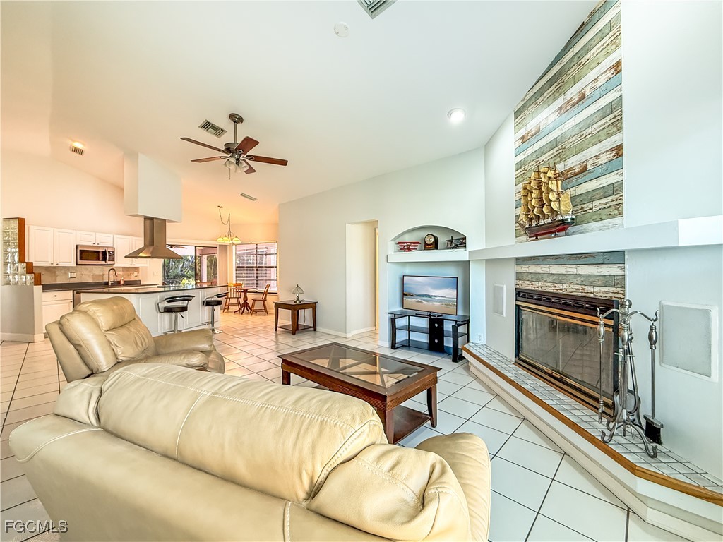2304 SW 50th Lane Cape Coral FL 33914 2026000647 image11
