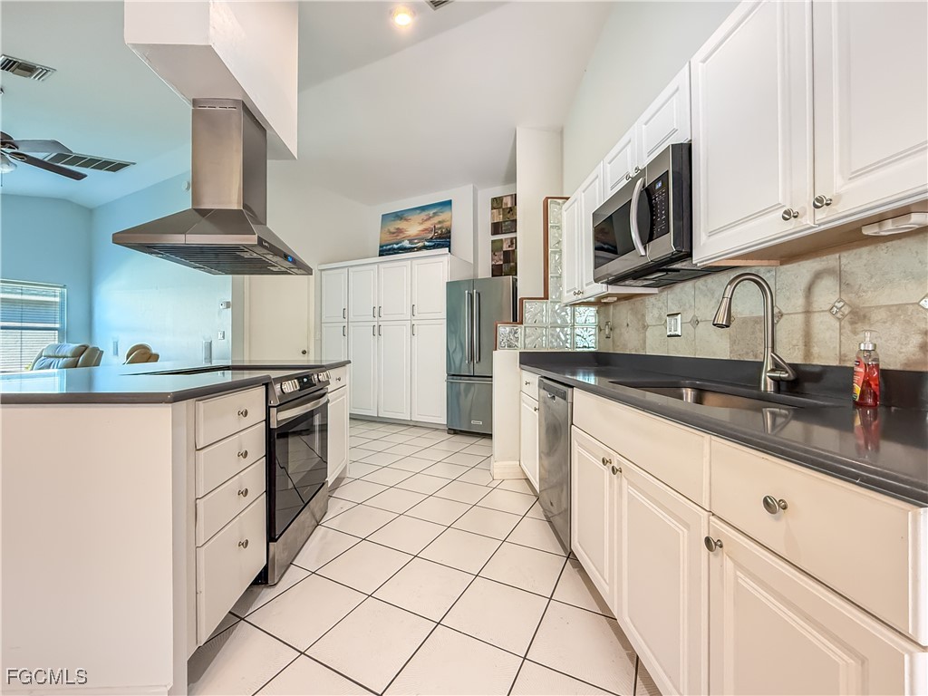 2304 SW 50th Lane Cape Coral FL 33914 2026000647 image12