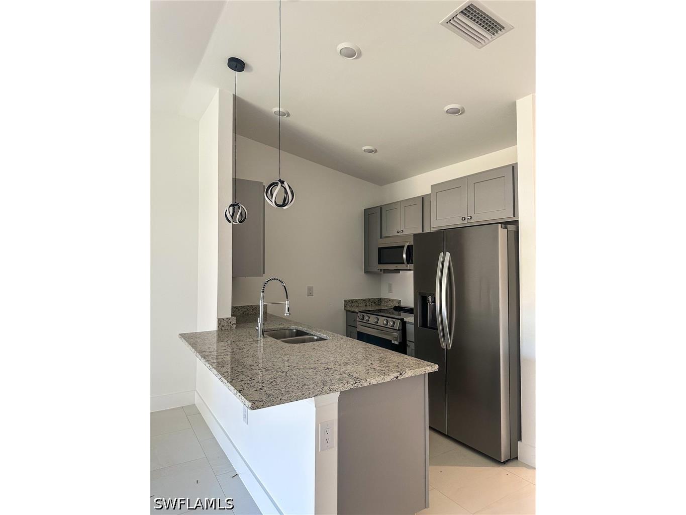 2305/2307 Dogwood Avenue N Lehigh Acres FL 33971 226012682 image9