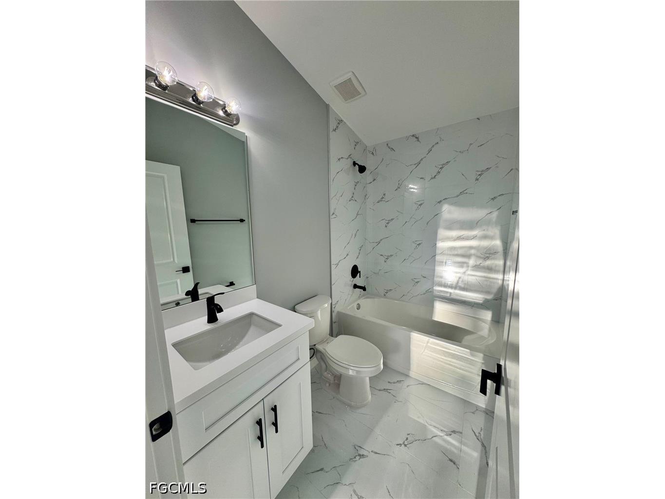 2305 Grant Avenue Alva FL 33920 2026025644 image5