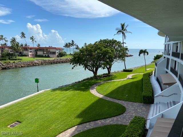 2305 Gulf Shore Boulevard N #313 Naples FL 34103 225066004 image2