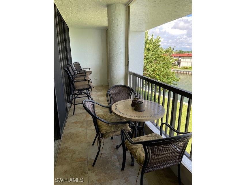 2305 Gulf Shore Boulevard N #313 Naples FL 34103 225066004 image25