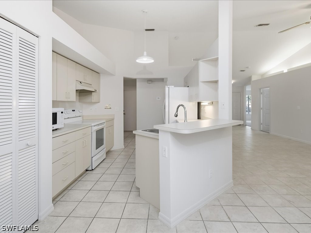 2305 Piccadilly Circus Naples FL 34112 226013617 image9