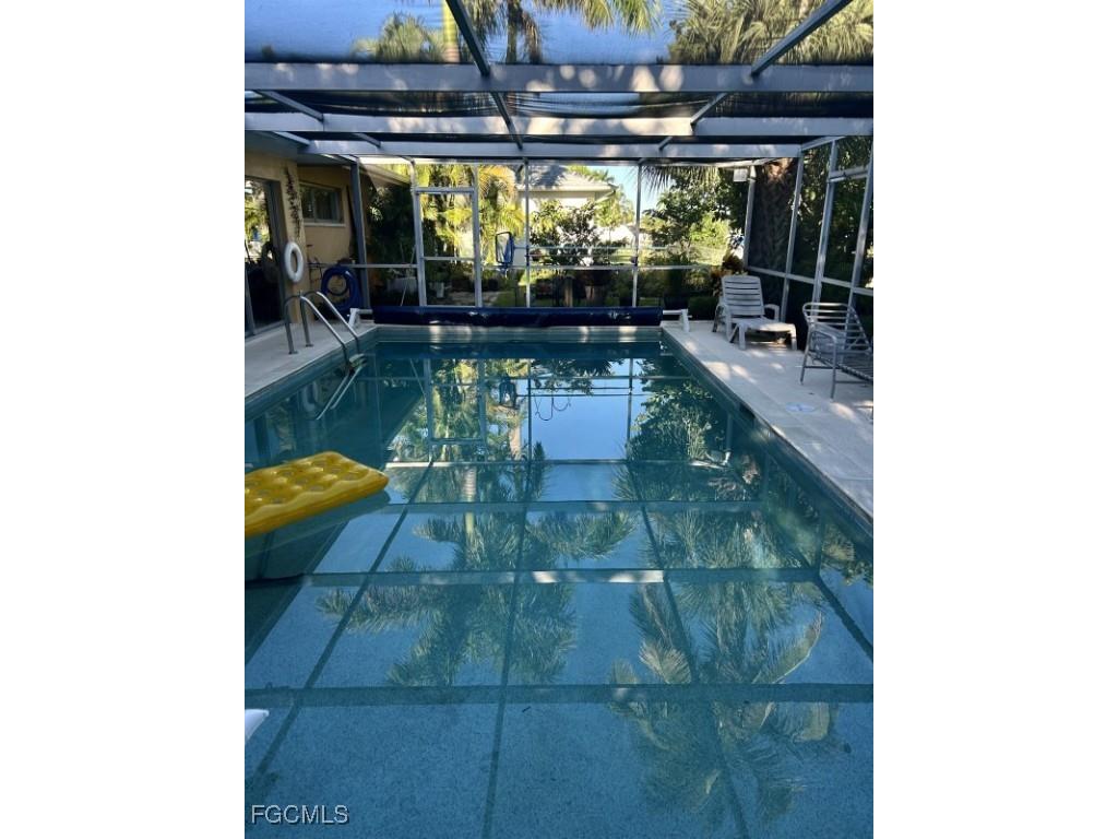 2305 SE 16th Street Cape Coral FL 33990 2025013813 image17