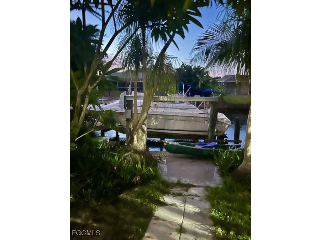 2305 SE 16th Street Cape Coral FL 33990 2025013813 image23