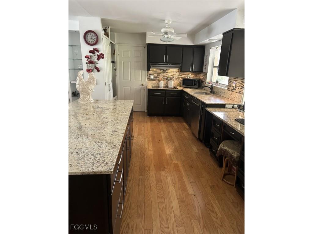 2305 SE 16th Street Cape Coral FL 33990 2025013813 image7