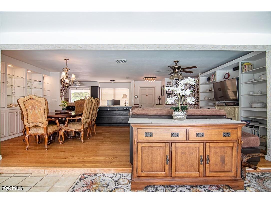 2305 SE 16th Street Cape Coral FL 33990 2026017926 image10
