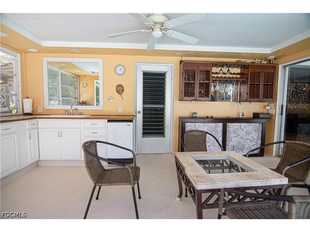 2305 SE 16th Street Cape Coral FL 33990 2026017926 image18