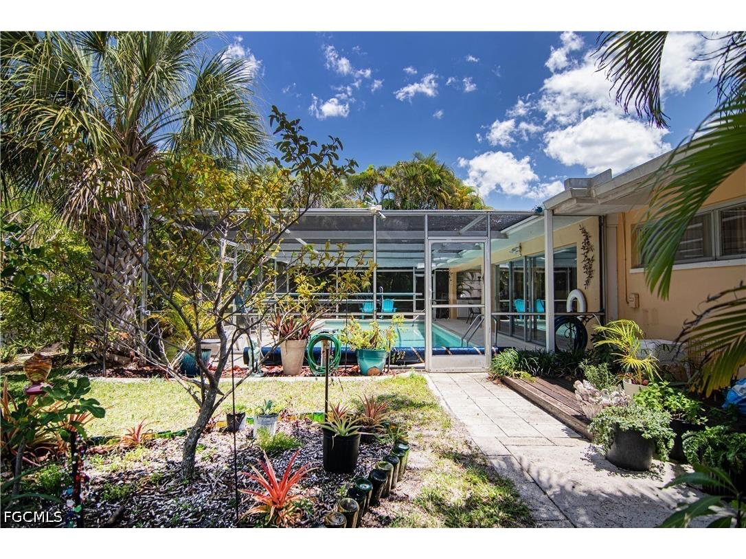 2305 SE 16th Street Cape Coral FL 33990 2026017926 image24