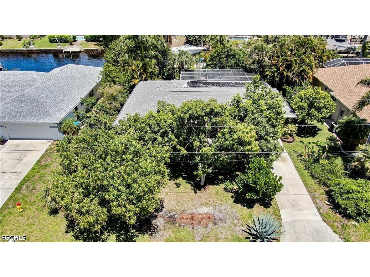 2305 SE 16th Street Cape Coral FL 33990 2026017926 image26