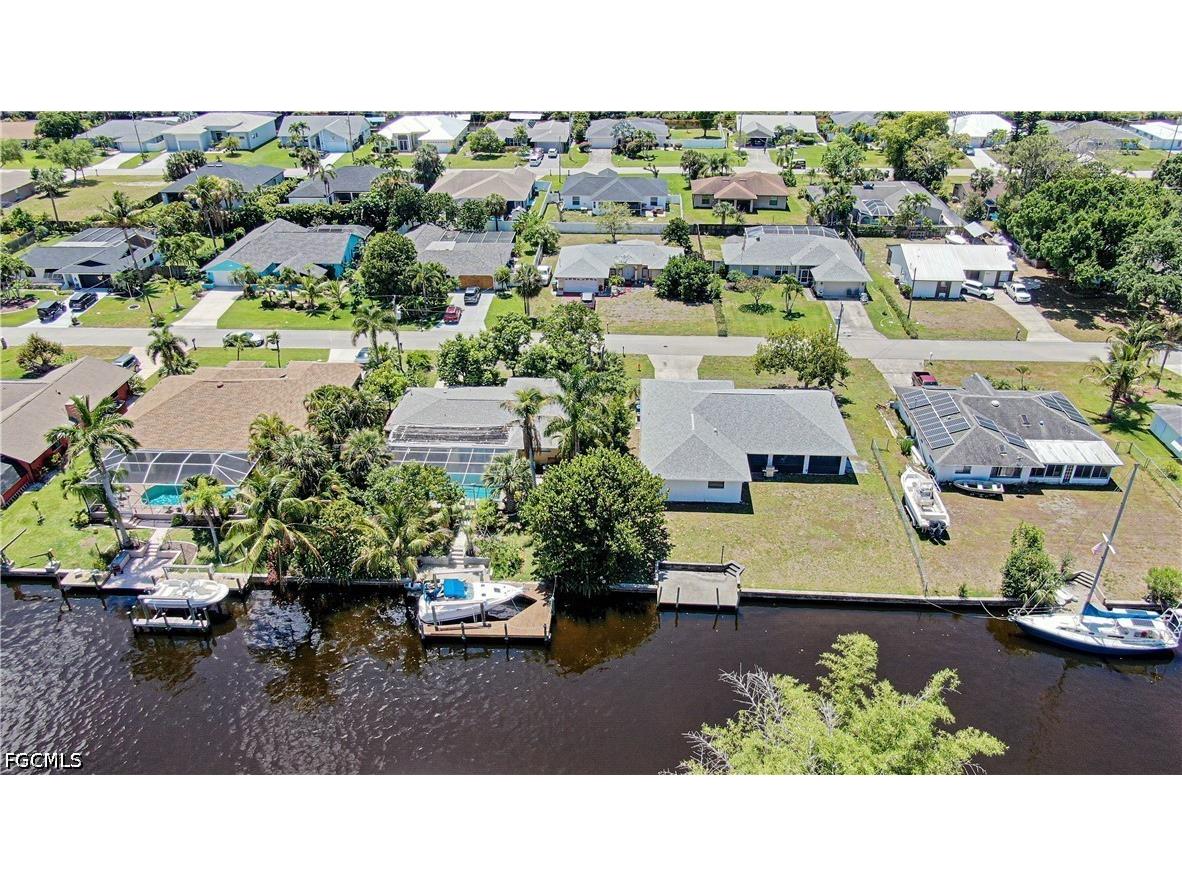 2305 SE 16th Street Cape Coral FL 33990 2026017926 image34