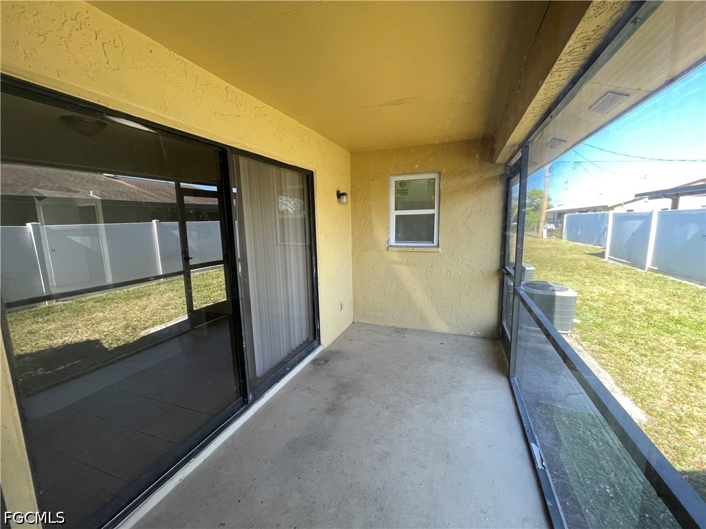 2305 SE 6th Lane #A Cape Coral FL 33990 2026026556 image10