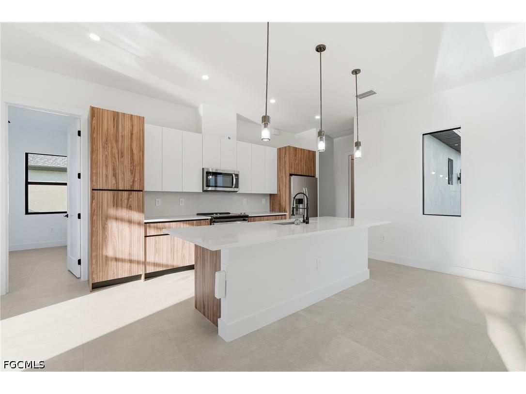 2305 SW 15th Place Cape Coral FL 33991 2026031501 image21