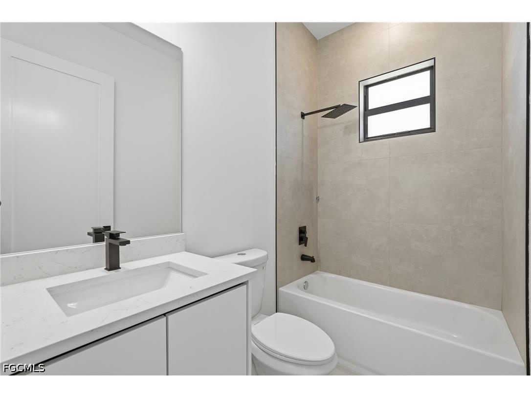 2305 SW 15th Place Cape Coral FL 33991 2026031501 image31
