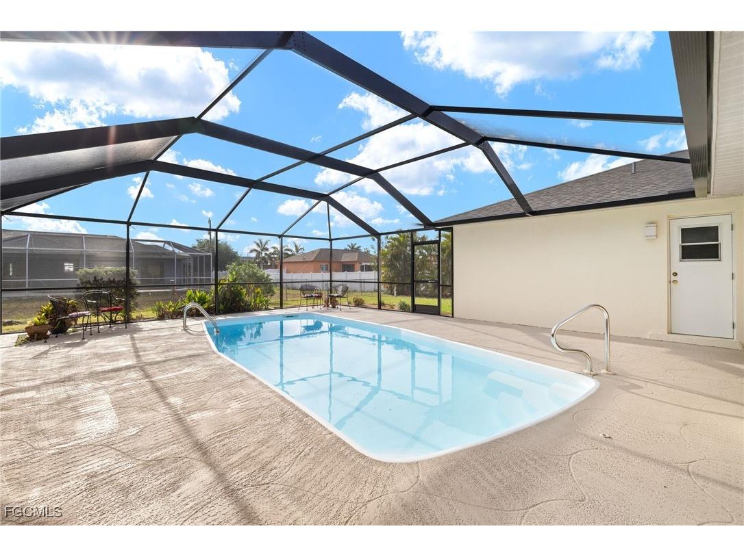 2305 SW 19th Place Cape Coral FL 33991 2025010089 image31
