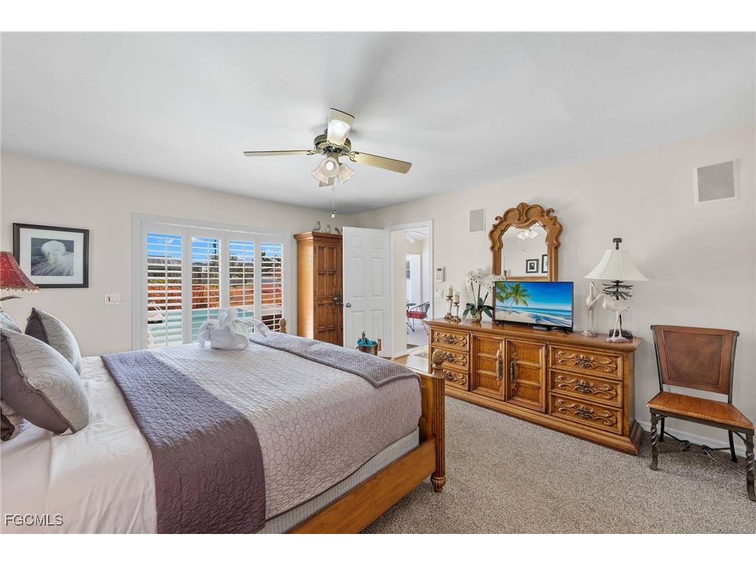 2305 SW 19th Place Cape Coral FL 33991 2025010089 image8