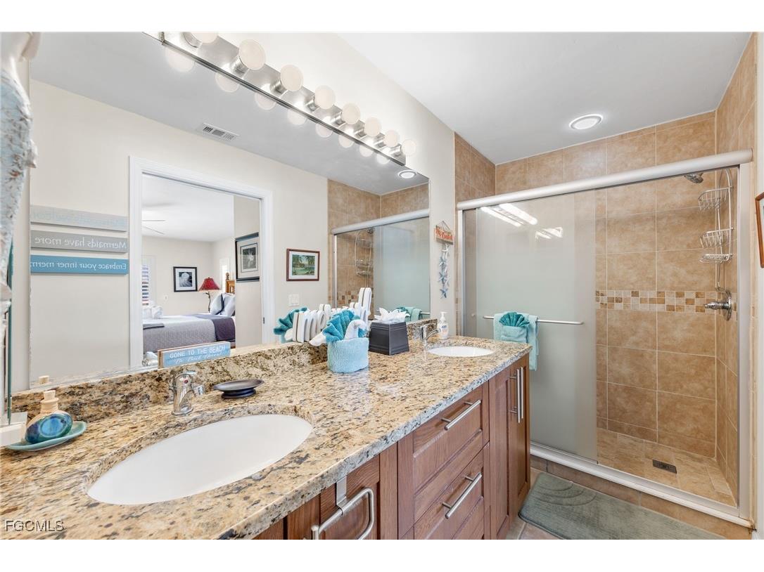 2305 SW 19th Place Cape Coral FL 33991 2025010089 image9