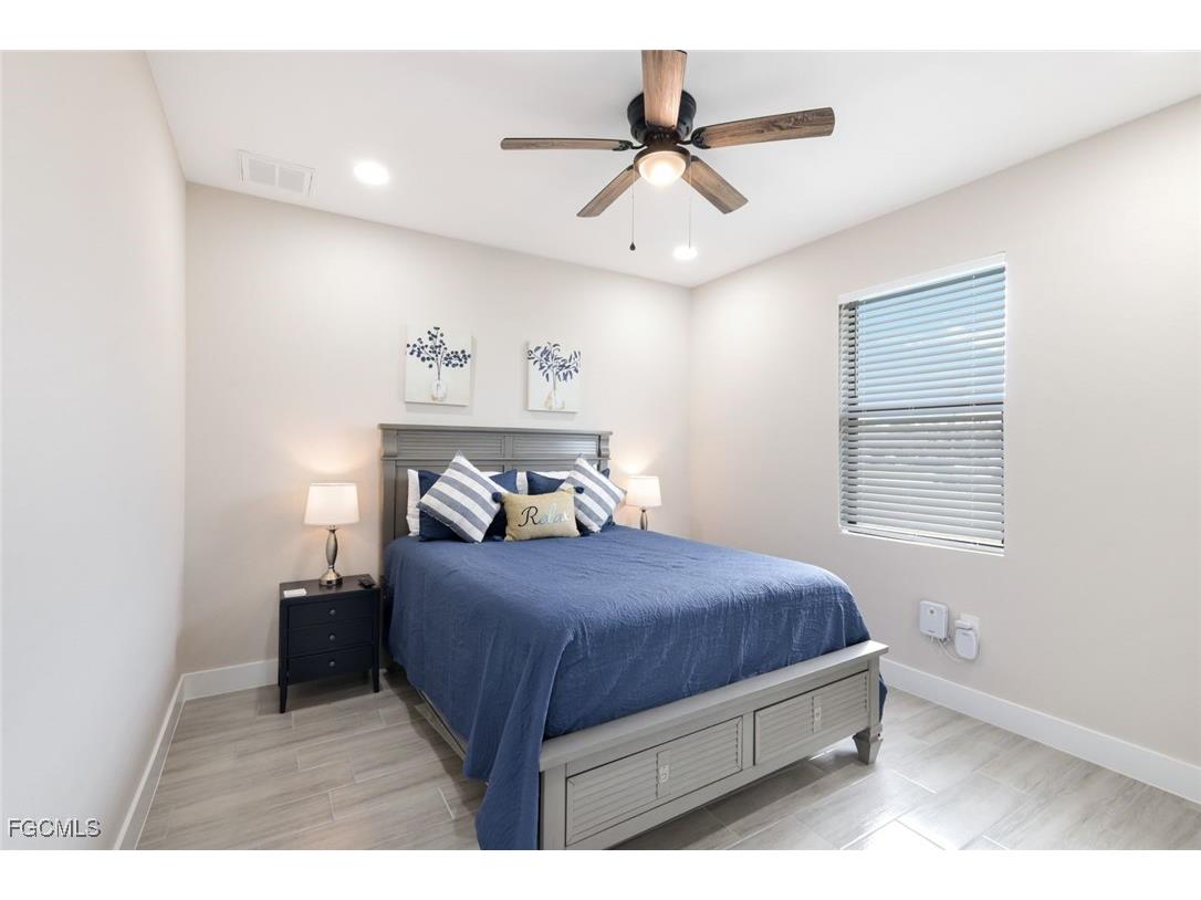 2305 SW 32nd Street Cape Coral FL 33914 2025018242 image15