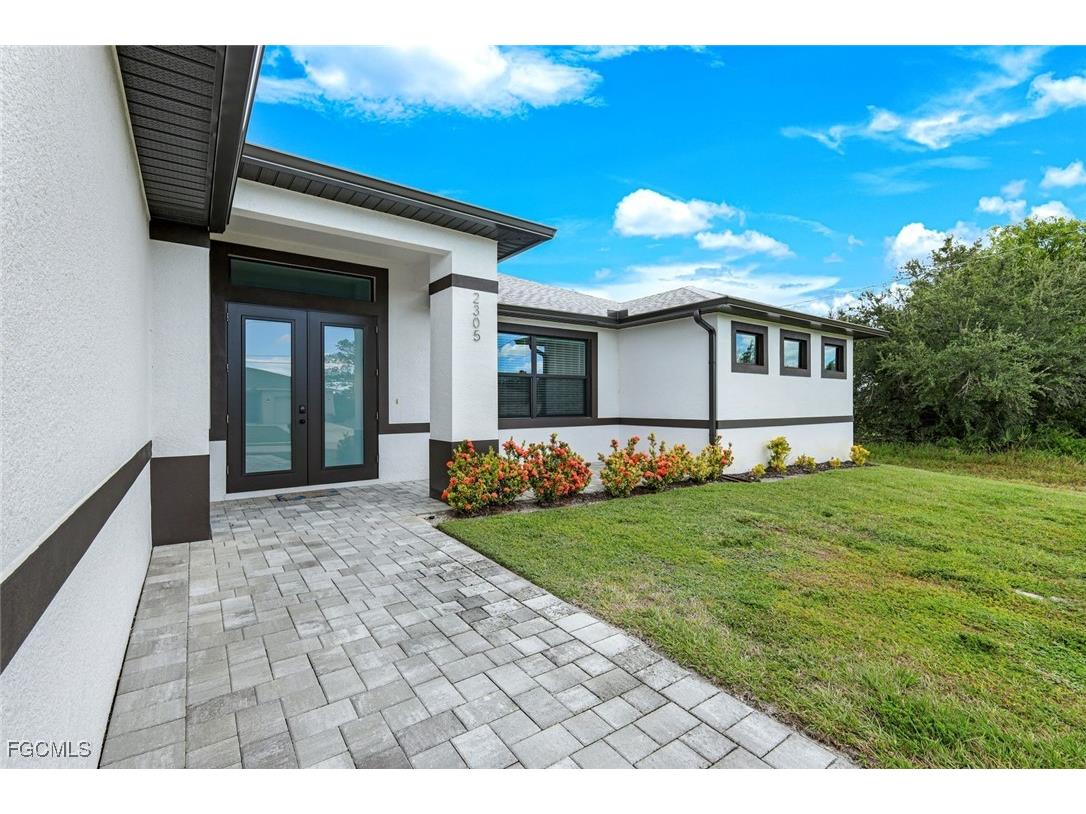 2305 SW 32nd Street Cape Coral FL 33914 2025018242 image3