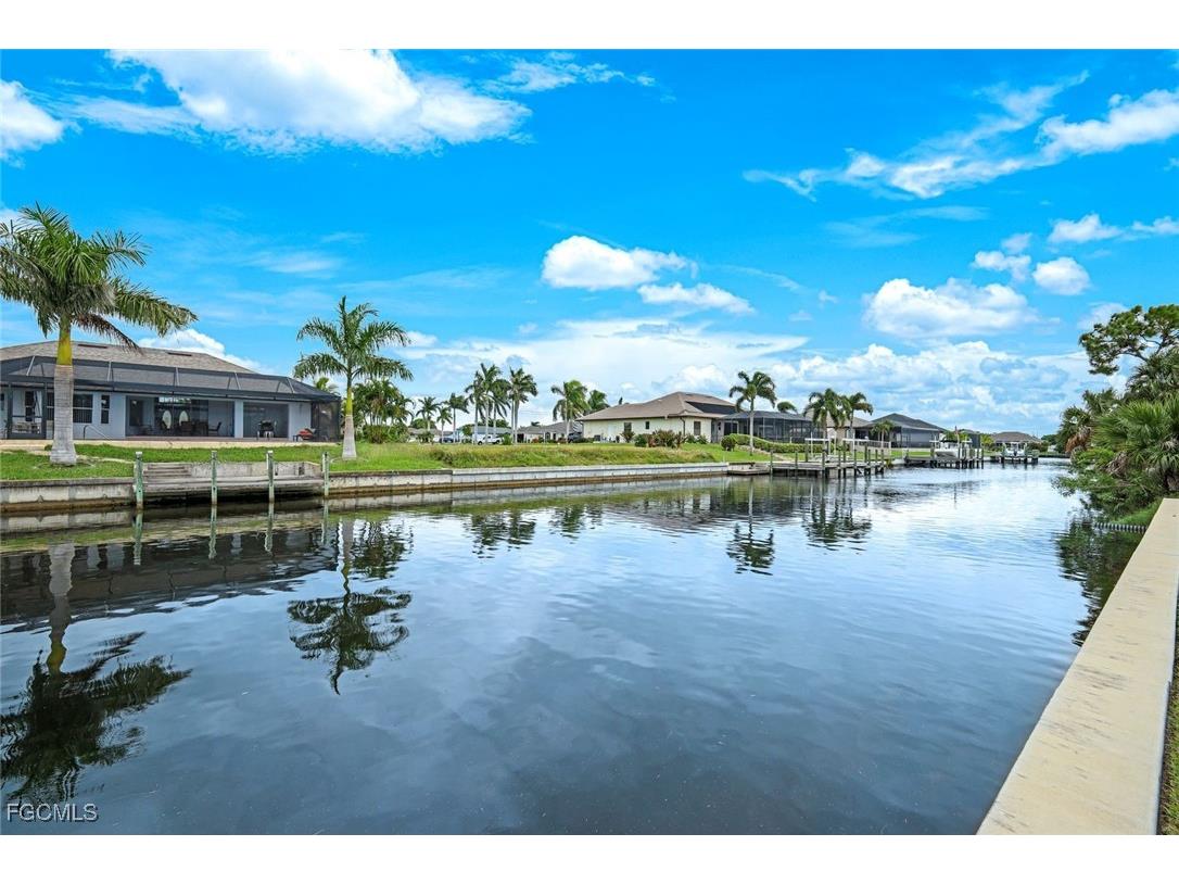 2305 SW 32nd Street Cape Coral FL 33914 2025018242 image31