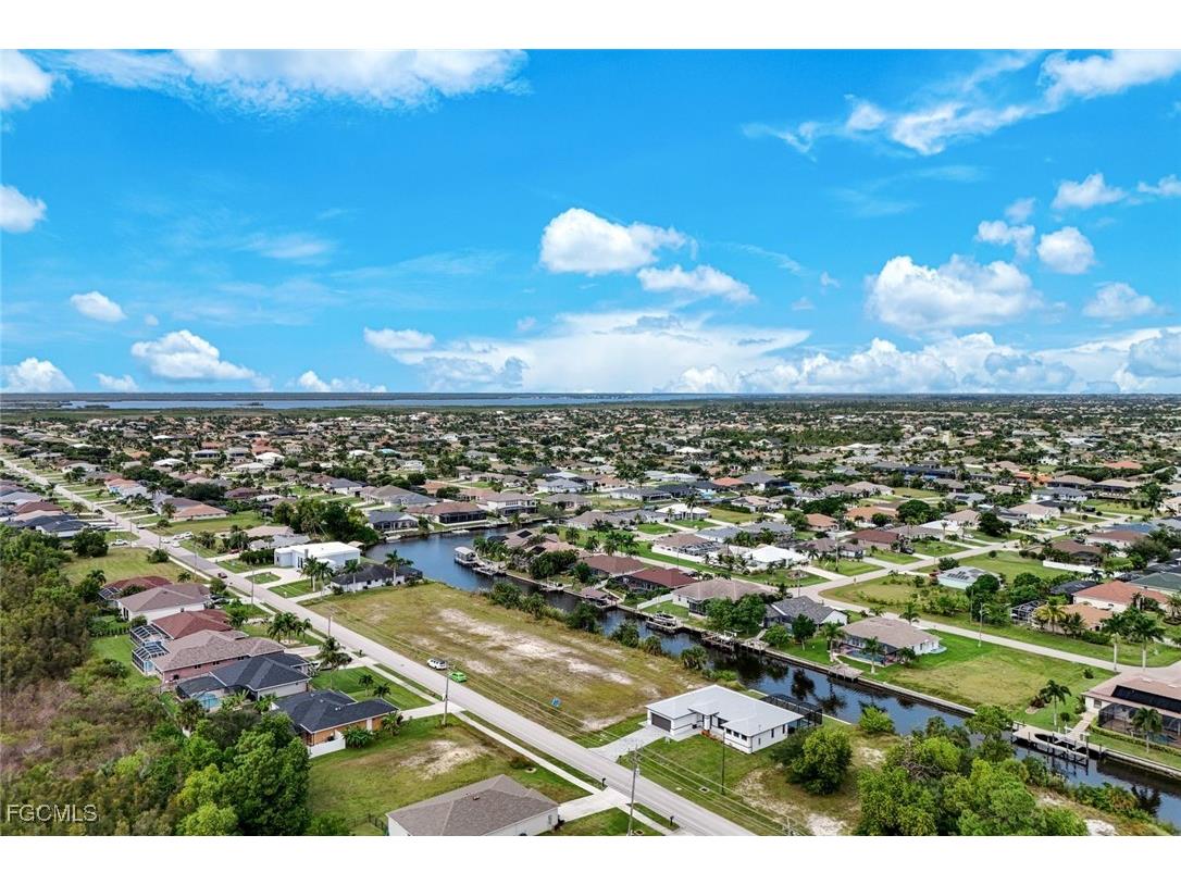 2305 SW 32nd Street Cape Coral FL 33914 2025018242 image36