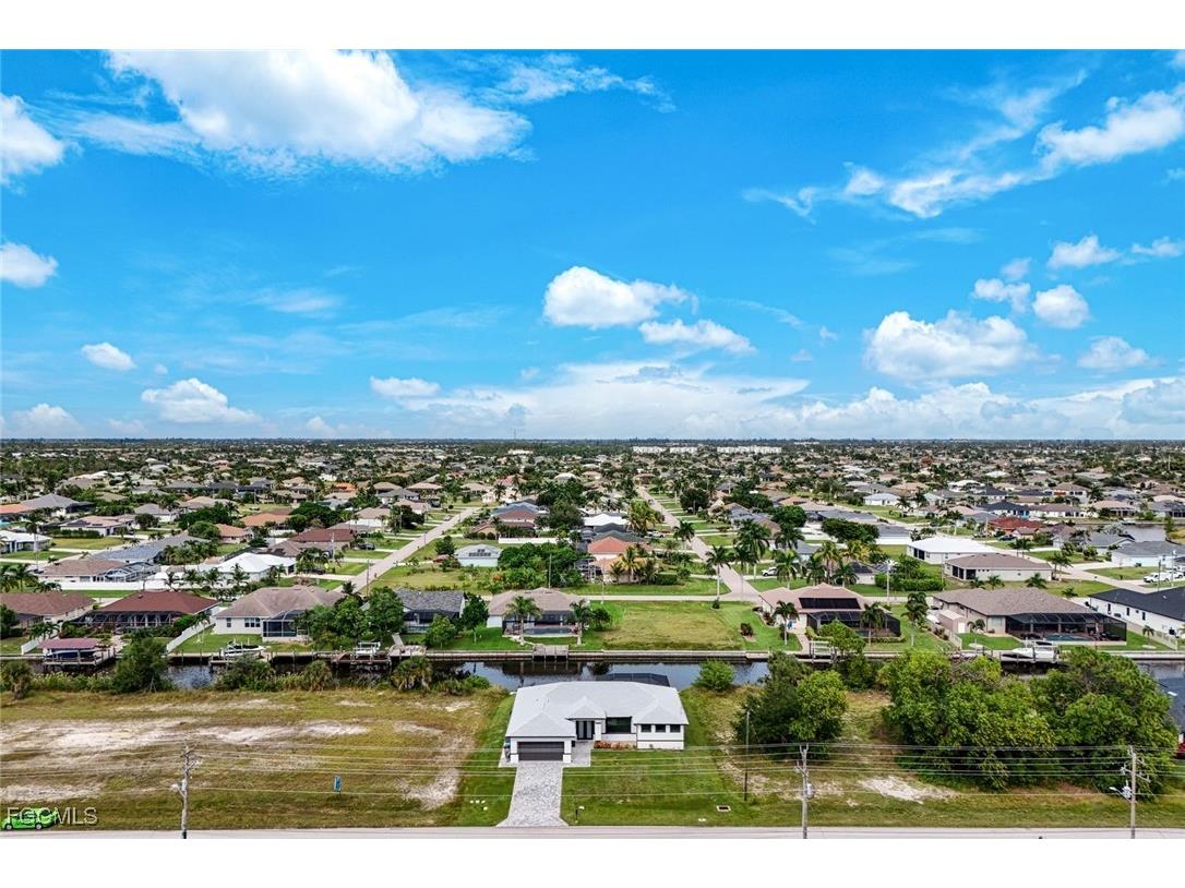 2305 SW 32nd Street Cape Coral FL 33914 2025018242 image39