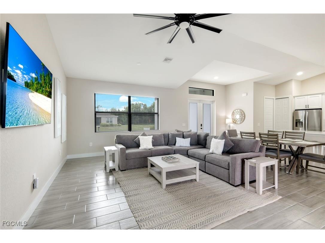 2305 SW 32nd Street Cape Coral FL 33914 2025018242 image4