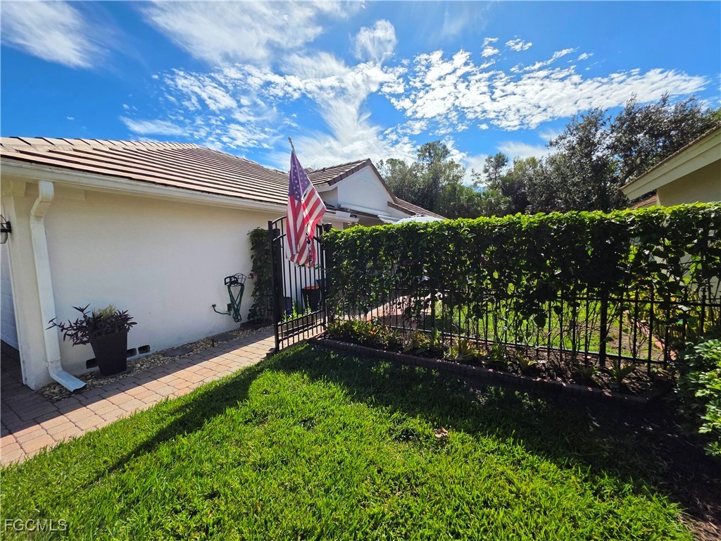 2305 Summersweet Drive Alva FL 33920 2025019689 image32