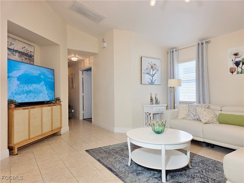 2305 Summersweet Drive Alva FL 33920 2025019689 image7