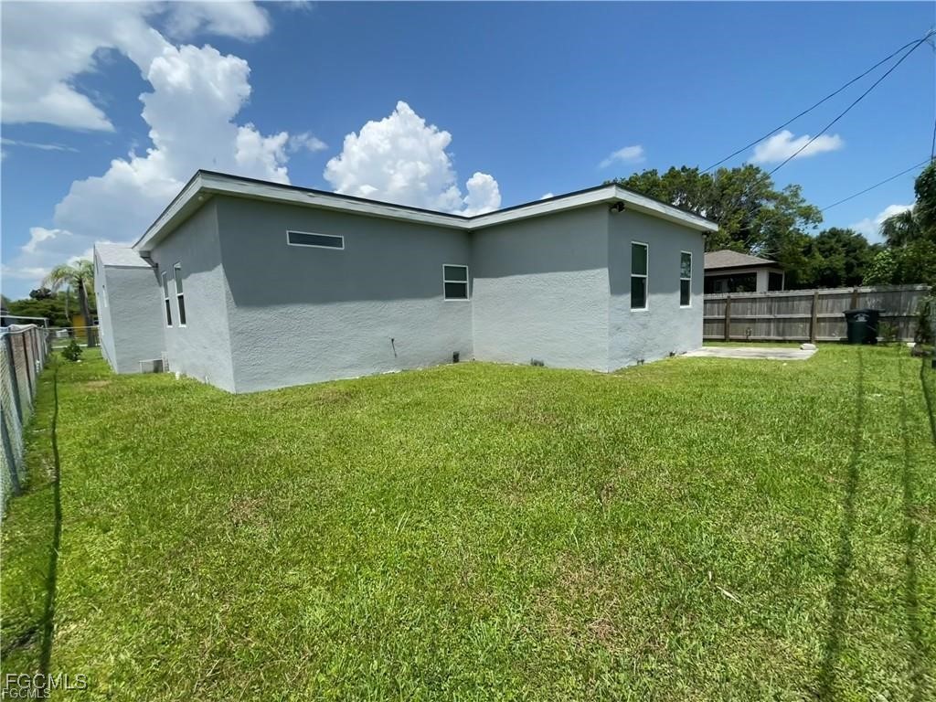 2305 Towles Street Fort Myers FL 33916 2025004519 image31