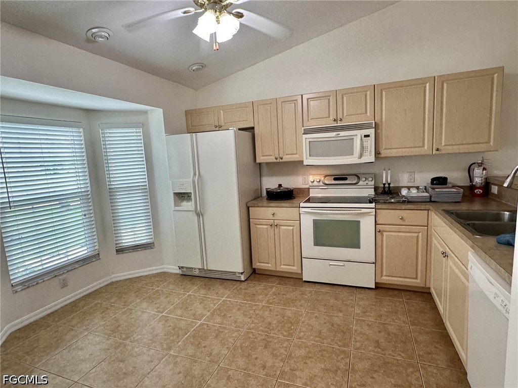 2306/2308 NE 16th Terrace Cape Coral FL 33909 2026023272 image14