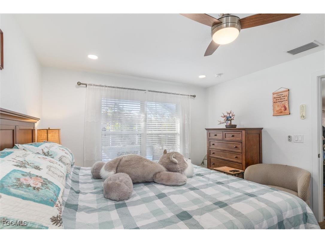 2306 NE 34th Street Cape Coral FL 33909 2026001303 image16
