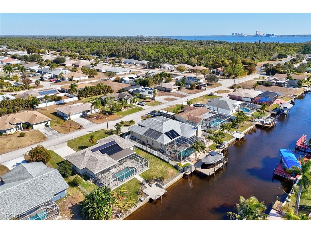 2306 SE 15th Terrace Cape Coral FL 33990 2026004405 image48