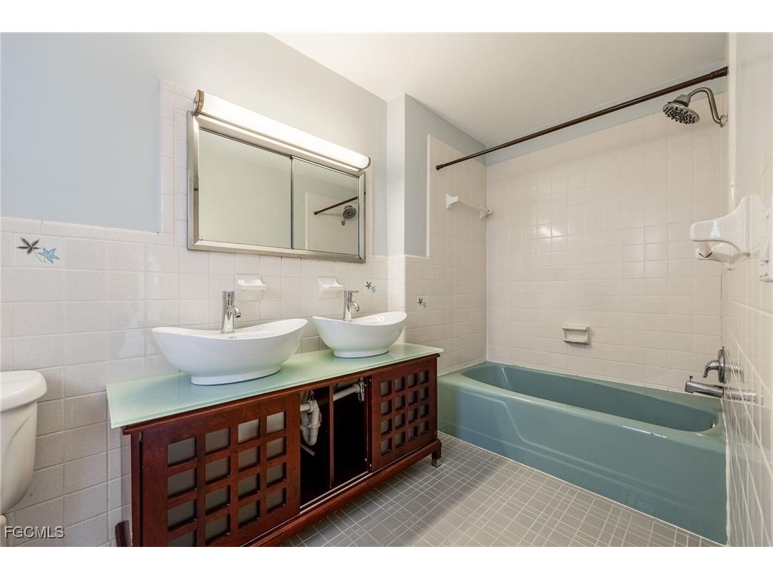 2307 Flora Avenue Fort Myers FL 33907 2026005408 image17