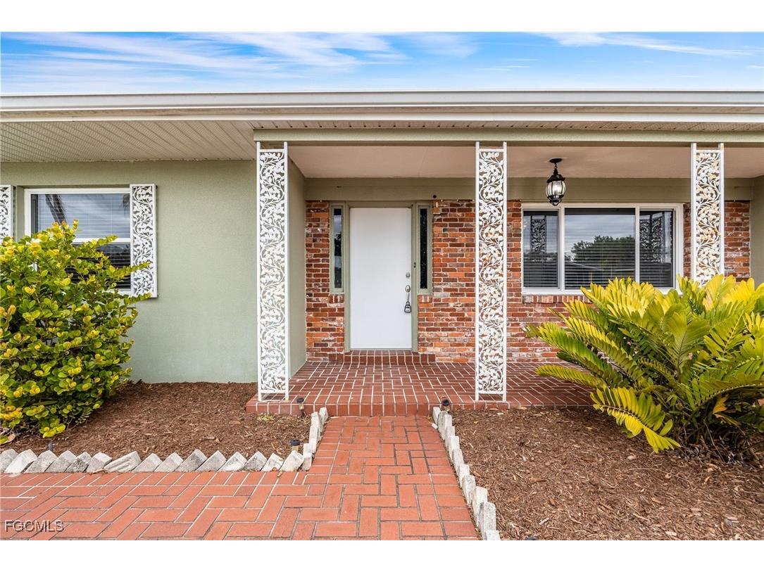 2307 Flora Avenue Fort Myers FL 33907 2026005408 image2