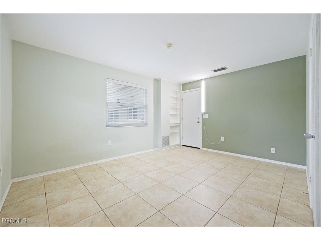 2307 Flora Avenue Fort Myers FL 33907 2026005408 image23