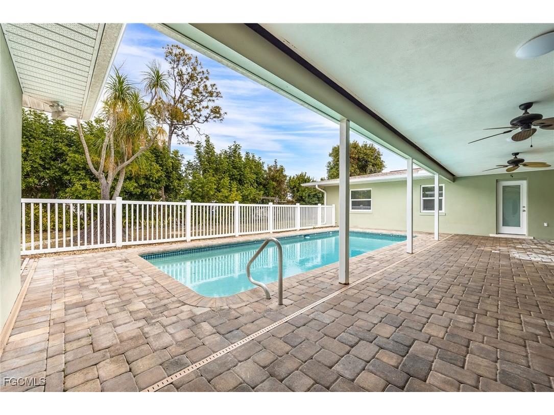 2307 Flora Avenue Fort Myers FL 33907 2026005408 image26