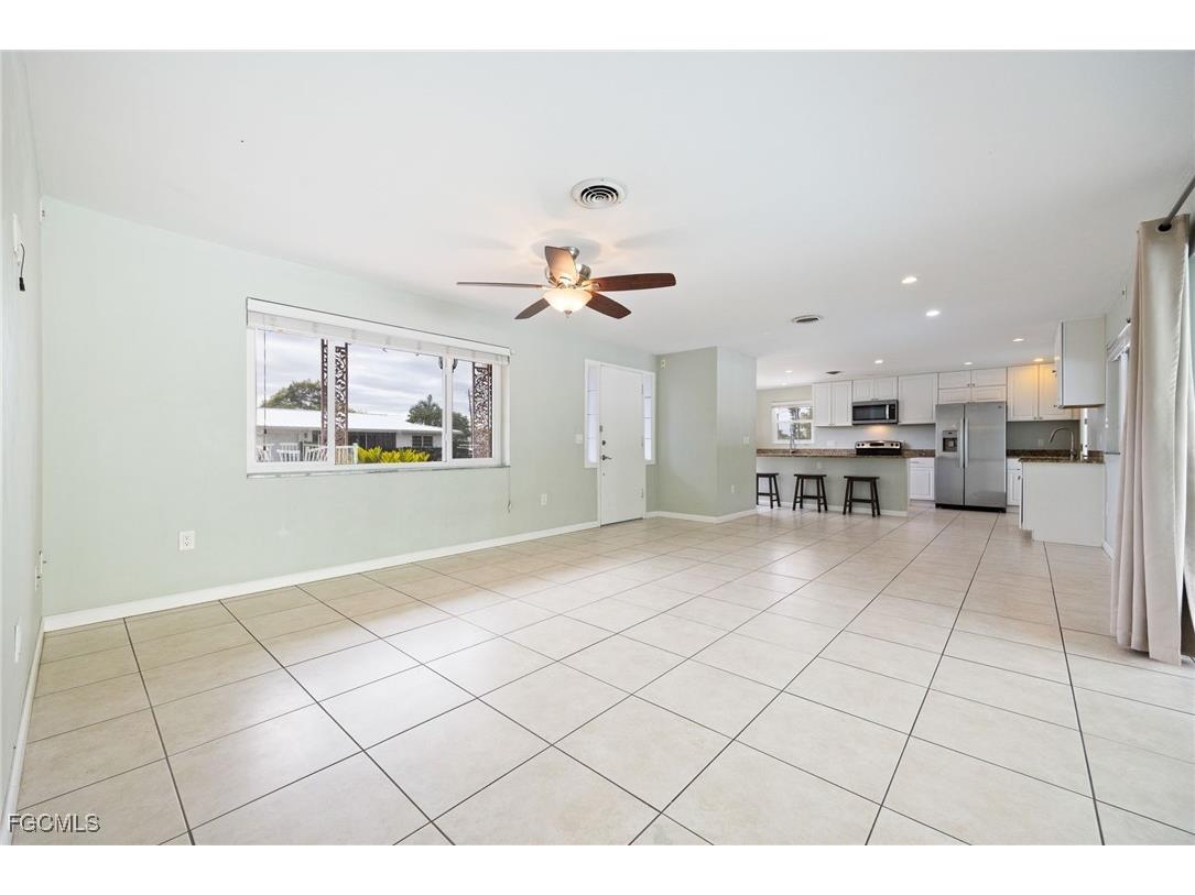 2307 Flora Avenue Fort Myers FL 33907 2026005408 image8