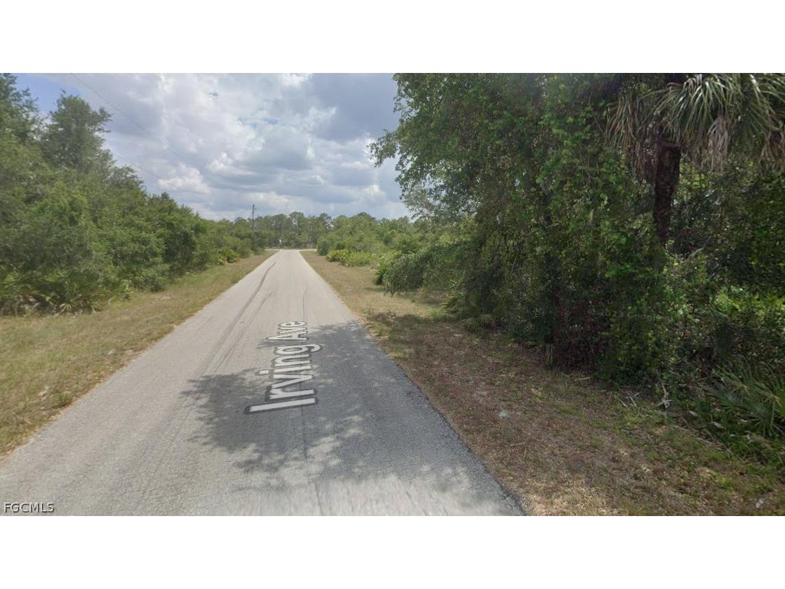 2307 Irving Avenue Alva FL 33920 2026007443 image3