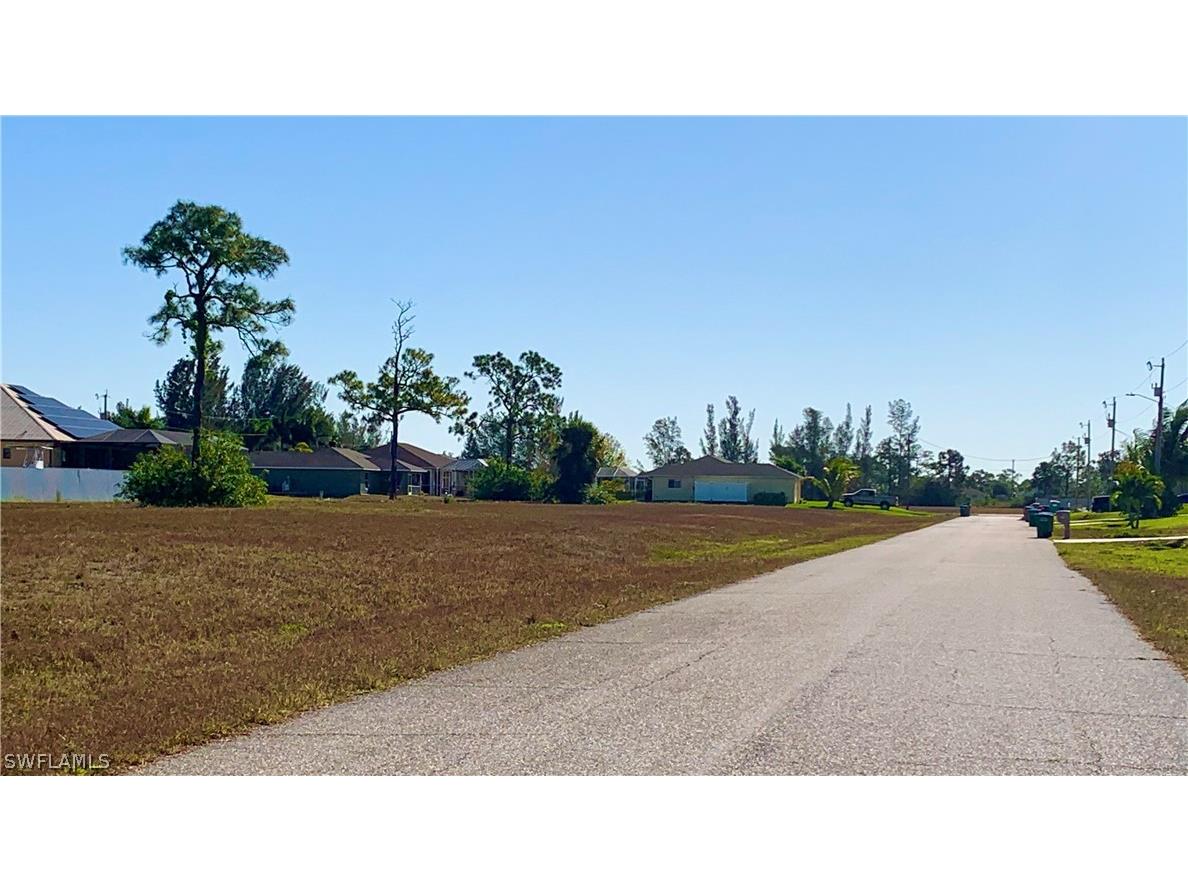 2307 NW 25th Lane Cape Coral FL 33993 224046278 image8
