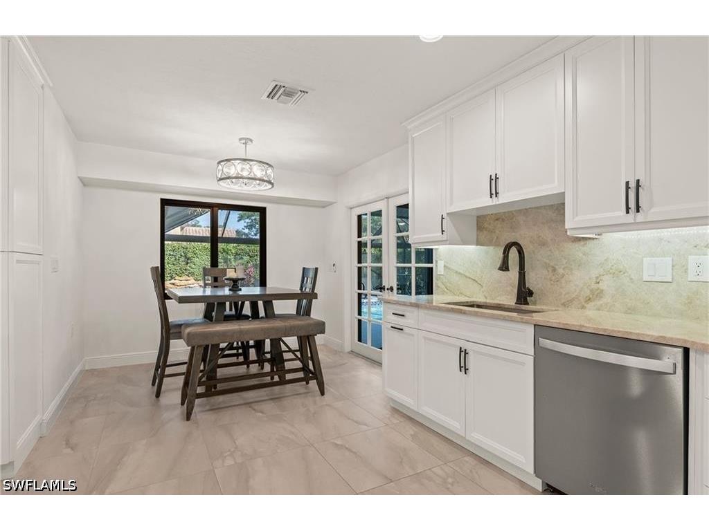 2307 Queens Way Naples FL 34112 226014374 image15