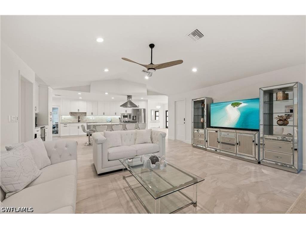 2307 Queens Way Naples FL 34112 226014374 image16
